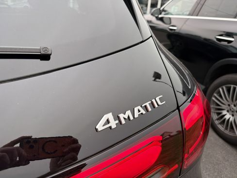 Used 2026 Mercedes-Benz GLC 300 4MATIC image 8