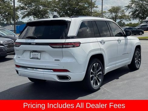 Used 2023 Jeep Grand Cherokee Overland w/ Luxury Tech Group IV AWD/4WD image 3