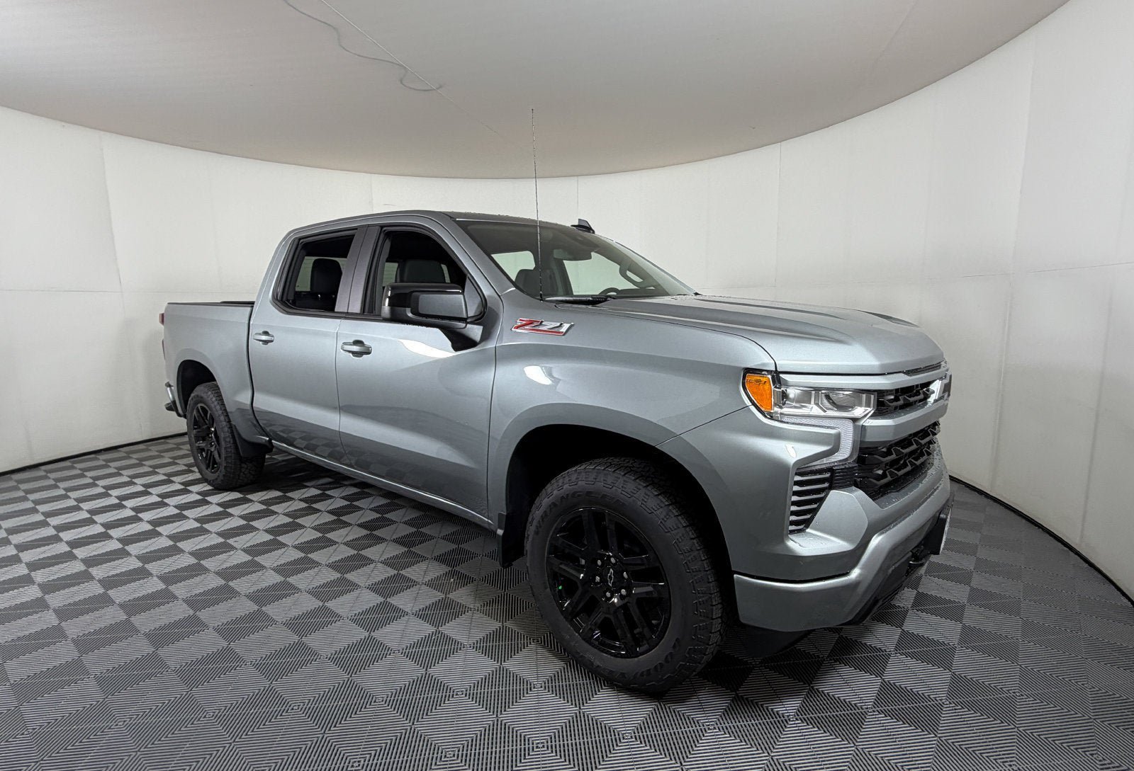 New 2026 Chevrolet Silverado 1500 RST AWD/4WD image 1