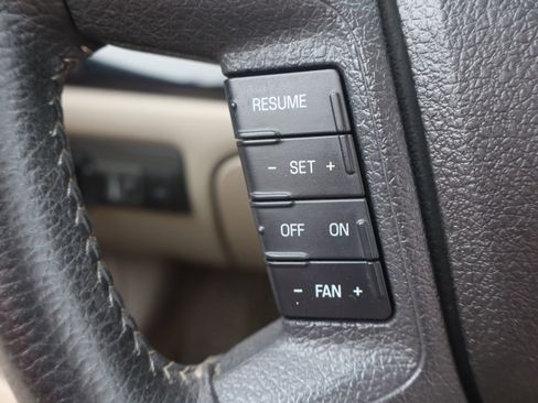 Used 2006 Ford Fusion SEL image 15