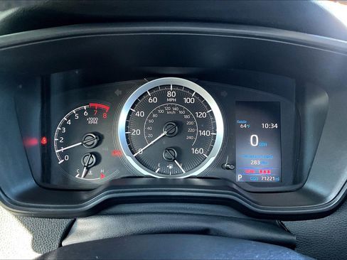 Used 2020 Toyota Corolla LE image 19