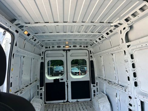 Used 2023 RAM ProMaster 2500 FWD image 18
