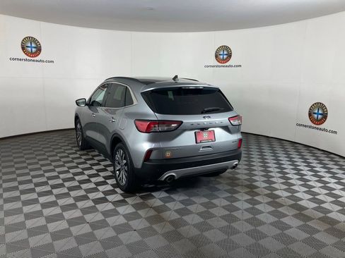 Used 2021 Ford Escape Titanium image 21