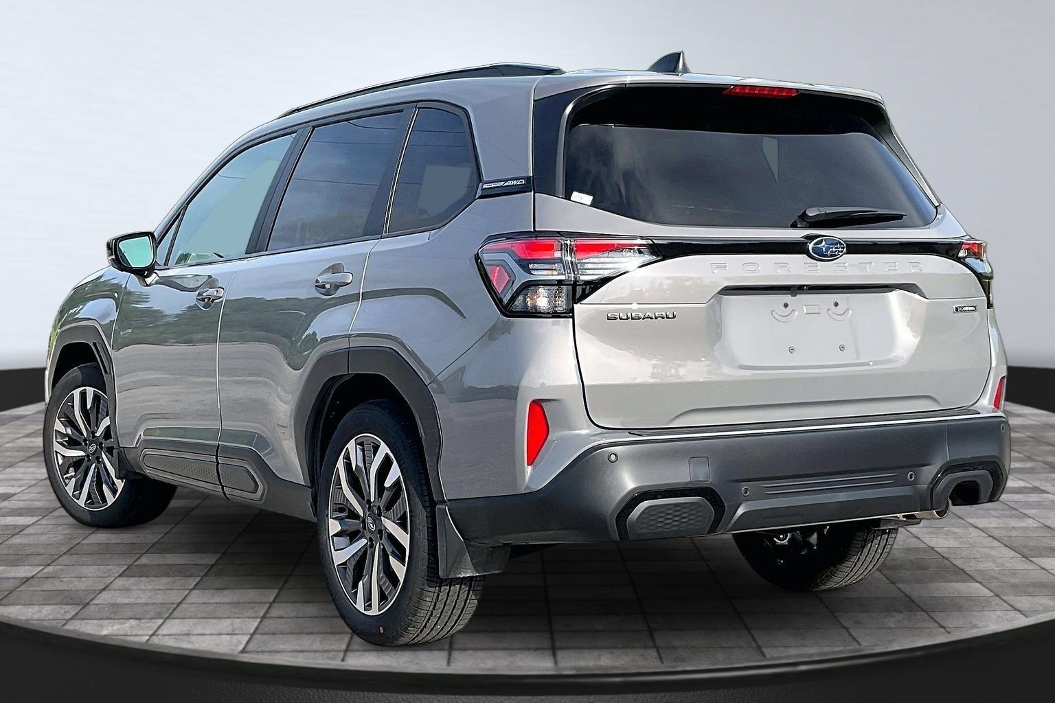 Certified 2026 Subaru Forester Touring AWD/4WD image 11