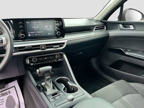 Used 2022 Kia K5 LXS FWD image 21