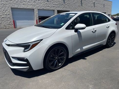 Used 2023 Toyota Corolla XSE w/ Carpet Mat Package (TMS) FWD image 4