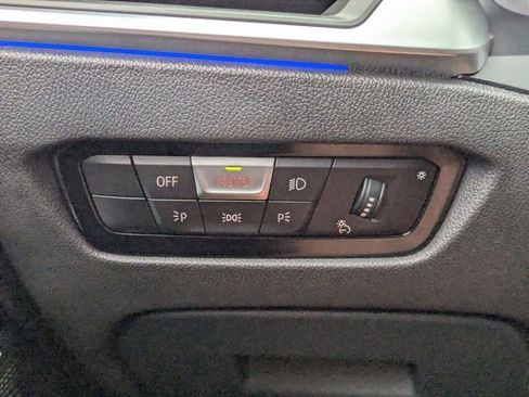 Used 2021 BMW 330i Sedan image 31