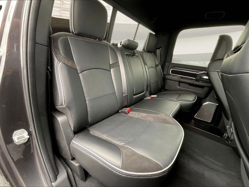 New 2025 RAM 3500 Laramie image 10