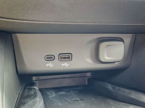 New 2026 Buick Envista Sport Touring w/ Convenience I Package FWD image 24
