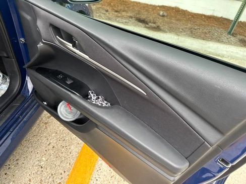 Used 2025 Toyota Camry LE FWD image 15