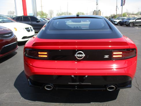 New 2026 Nissan Z Performance w/ Floor Mat Package RWD image 5
