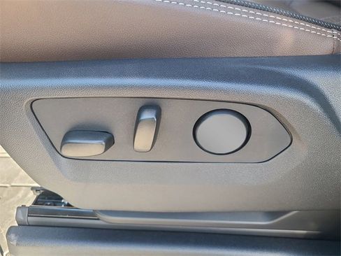 New 2026 Chevrolet Tahoe High Country image 25