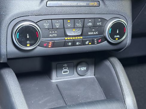 New 2026 Ford Escape ST-Line Select w/ Class II Trailer Tow Package image 27