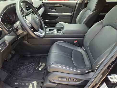 Certified 2024 Honda Pilot Elite image 17