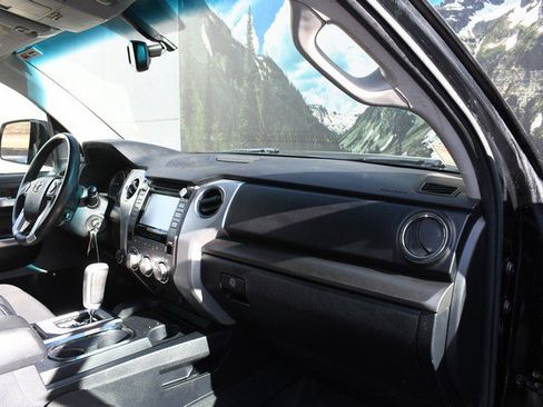 Used 2017 Toyota Tundra SR5 image 24