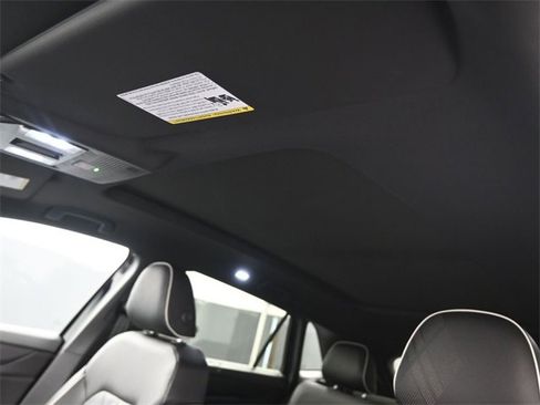 New 2026 Volkswagen Atlas Cross Sport SEL Premium R-Line image 28