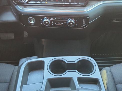 Used 2023 GMC Sierra 1500 Elevation image 11