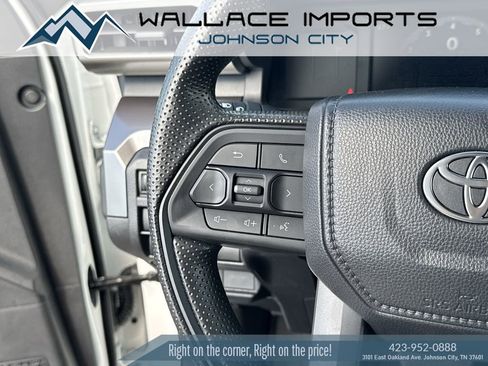 Used 2025 Toyota Tacoma SR5 image 30