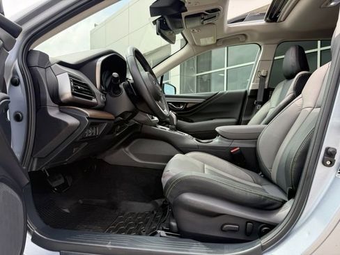 Used 2023 Subaru Outback Onyx Edition AWD/4WD image 17