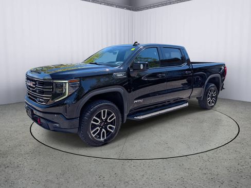 Certified 2023 GMC Sierra 1500 AT4 w/ AT4 Premium Package AWD/4WD image 6