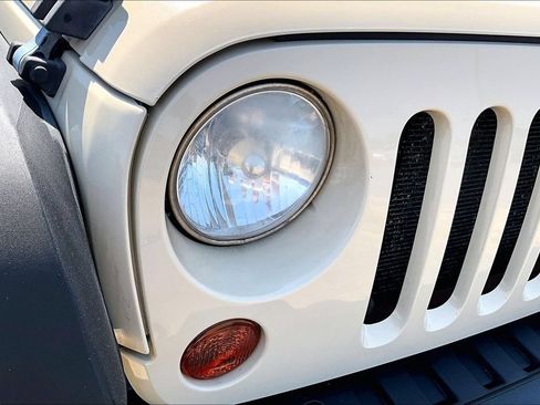 Used 2011 Jeep Wrangler Unlimited Sport AWD/4WD image 27