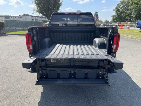 New 2025 GMC Sierra 1500 Denali image 27