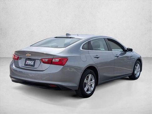 Used 2024 Chevrolet Malibu LT image 5