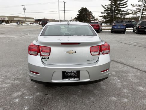Used 2015 Chevrolet Malibu LT w/ Leather Package image 5