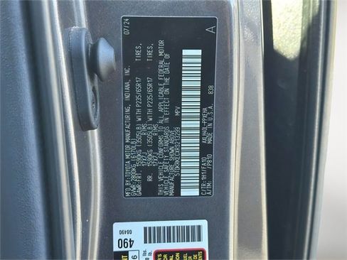 Used 2024 Toyota Sienna LE image 26