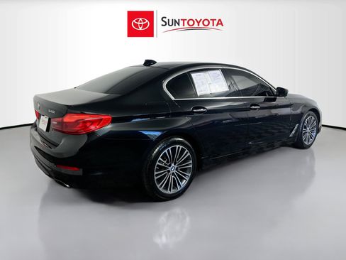 Used 2018 BMW 540i image 4