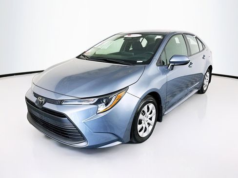 Certified 2025 Toyota Corolla LE FWD image 7