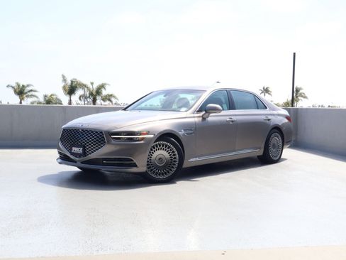 Used 2021 Genesis G90 3.3T Premium RWD image 1