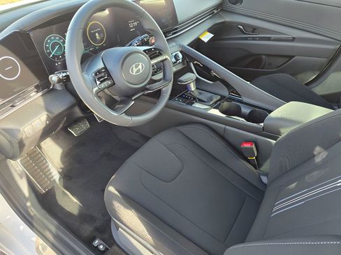 New 2026 Hyundai Elantra Sport image 25