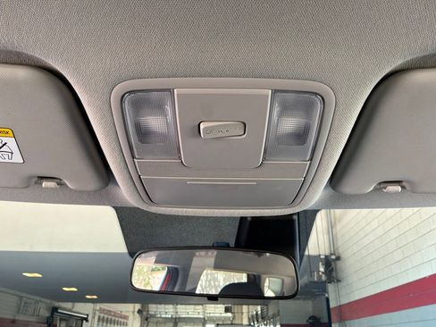 Used 2025 Kia Soul LX w/ LX Technology Package FWD image 14