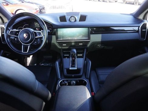 Used 2019 Porsche Cayenne E-Hybrid image 42