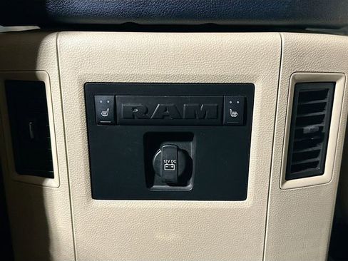 Used 2018 RAM 3500 Laramie Longhorn image 28