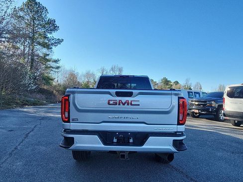 Used 2022 GMC Sierra 2500 Denali image 4