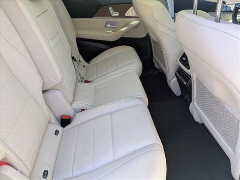 Used 2026 Mercedes-Benz GLS 450 4MATIC image 20