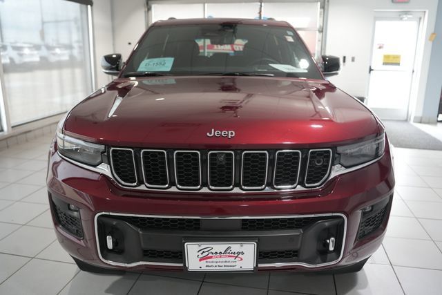 Used 2023 Jeep Grand Cherokee Overland w/ Adv Protech Group III AWD/4WD image 6