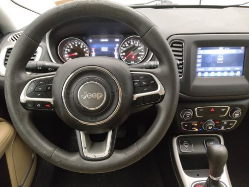 Used 2020 Jeep Compass Sport w/ Tech Group FWD image 22