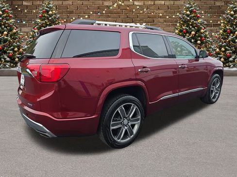 Used 2017 GMC Acadia Denali w/ Technology Package image 5