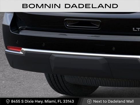 New 2026 Chevrolet Suburban LT image 14