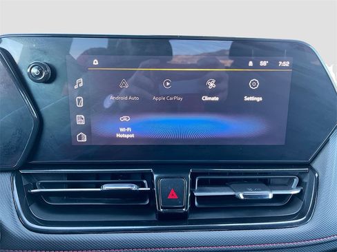 Used 2024 Chevrolet TrailBlazer RS w/ Convenience Package image 14