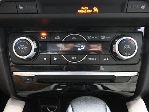 Used 2016 MAZDA MAZDA6 Grand Touring w/ GT Technology Package image 17