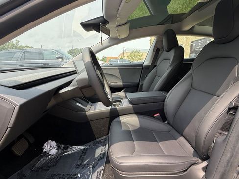 Used 2025 Tesla Model 3 RWD image 10