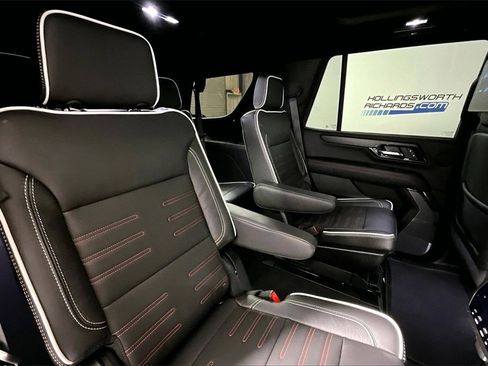 Used 2025 GMC Yukon AT4 Ultimate image 22