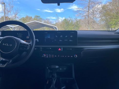 Used 2025 Kia K5 LXS image 17