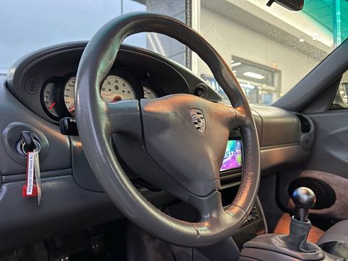 Used 2000 Porsche 911 Carrera image 26