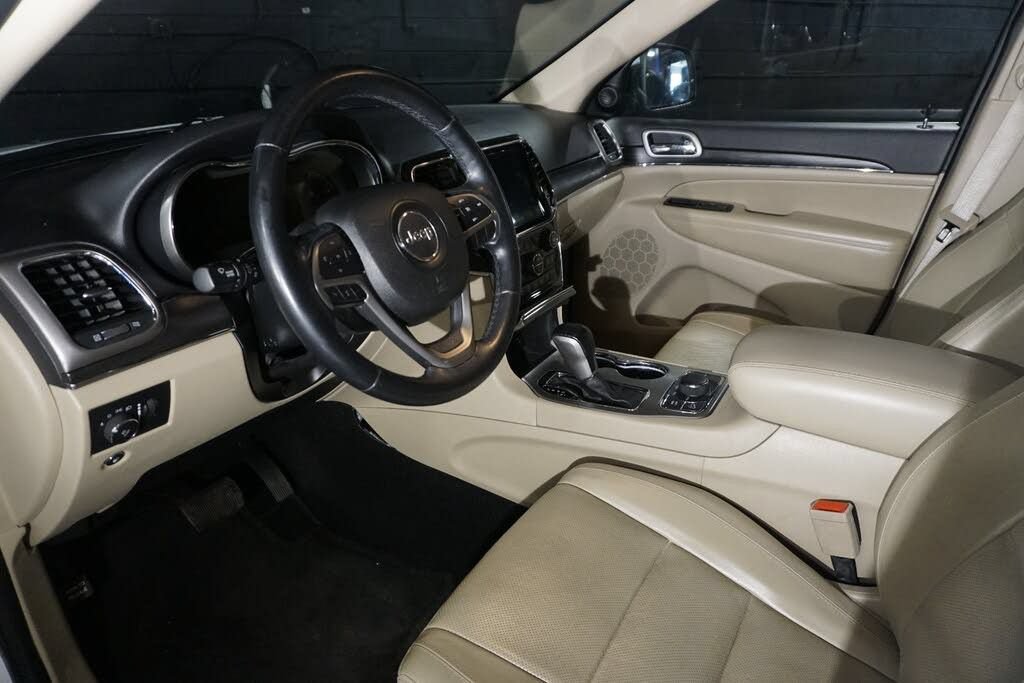 Used 2021 Jeep Grand Cherokee Limited AWD/4WD image 13