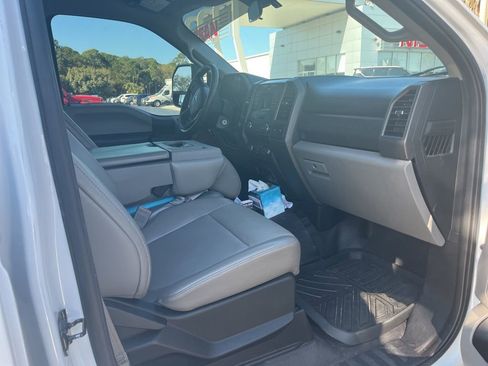 Used 2019 Ford F350 XL w/ Power Equipment Group image 6
